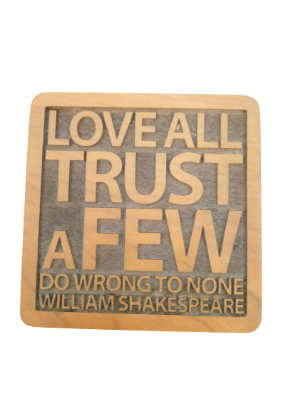 Material: Wooden (Mahogany) 